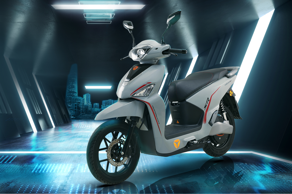 Loạt xe máy điện cốp rộng có thể thay thế Honda Vision, Lead - 6