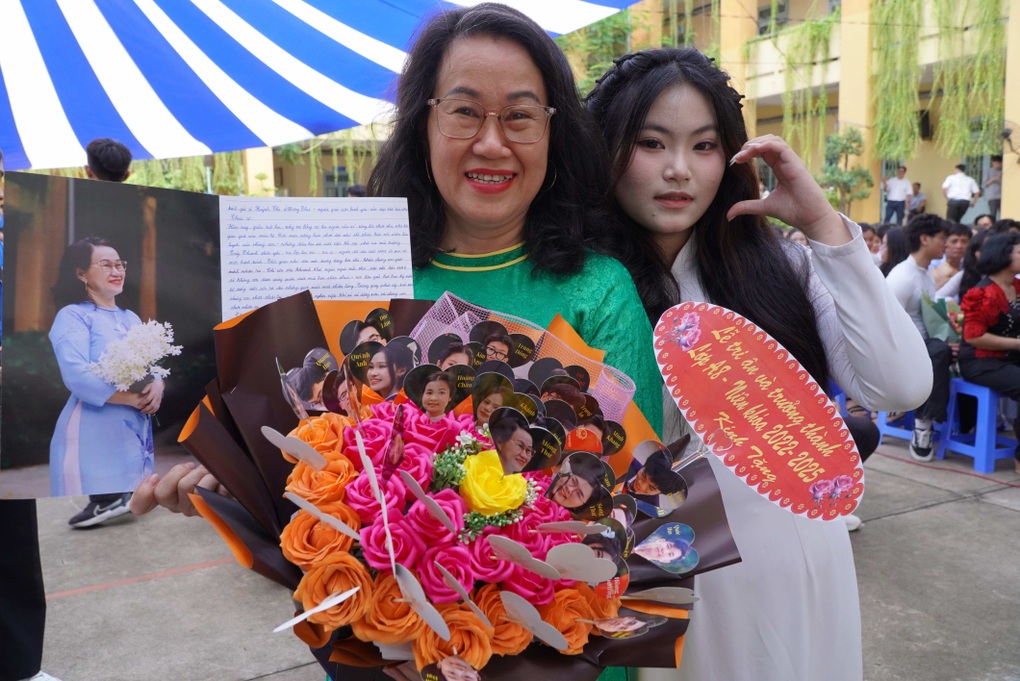 Lời chúc sâu sắc gửi giáo viên chủ nhiệm nhân dịp 20/11 - 1