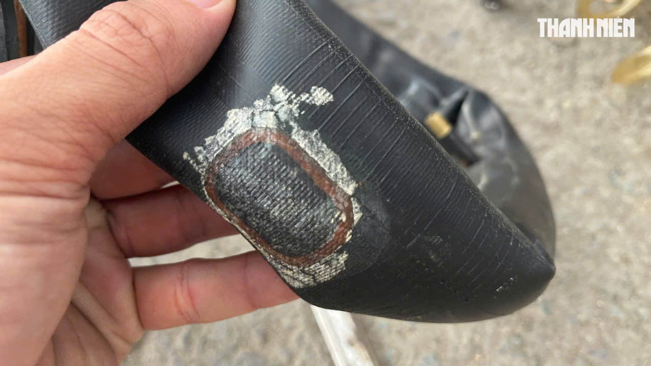 Lốp xe máy có thể vá tối đa bao nhiêu lần vẫn an toàn sử dụng? - Ảnh 1.