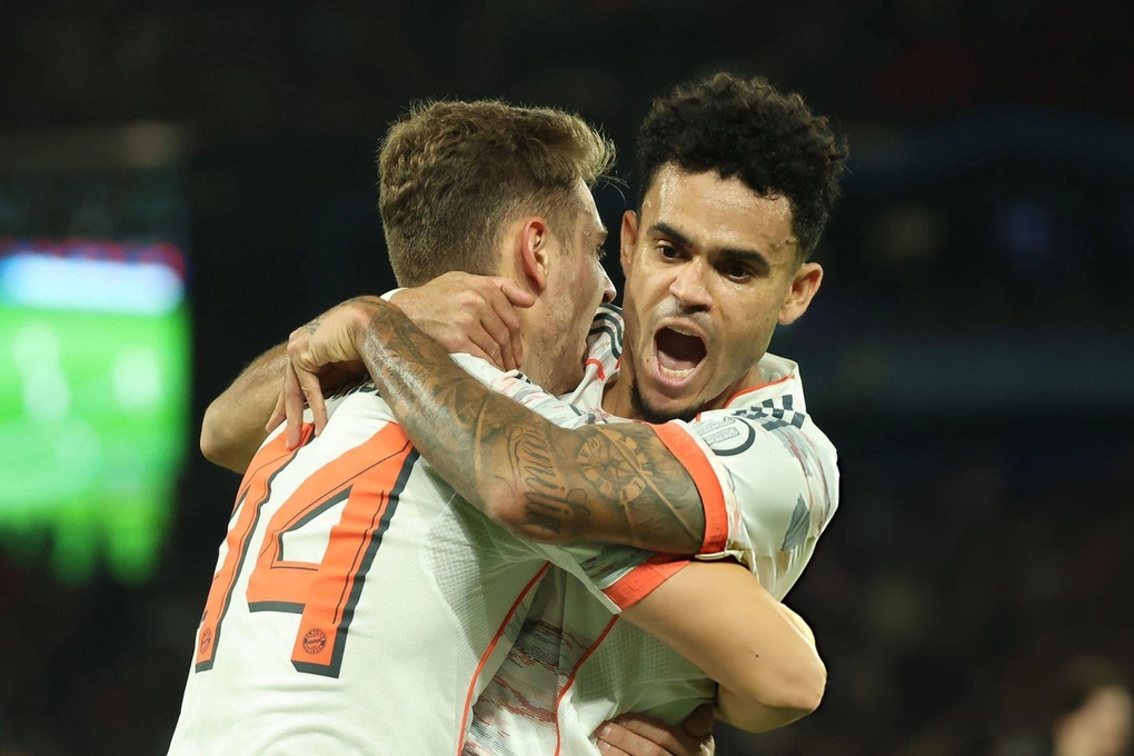 Luis Diaz lập cú đúp và bị đuổi, Bayern hạ PSG trong trận cầu nghẹt thở - 1
