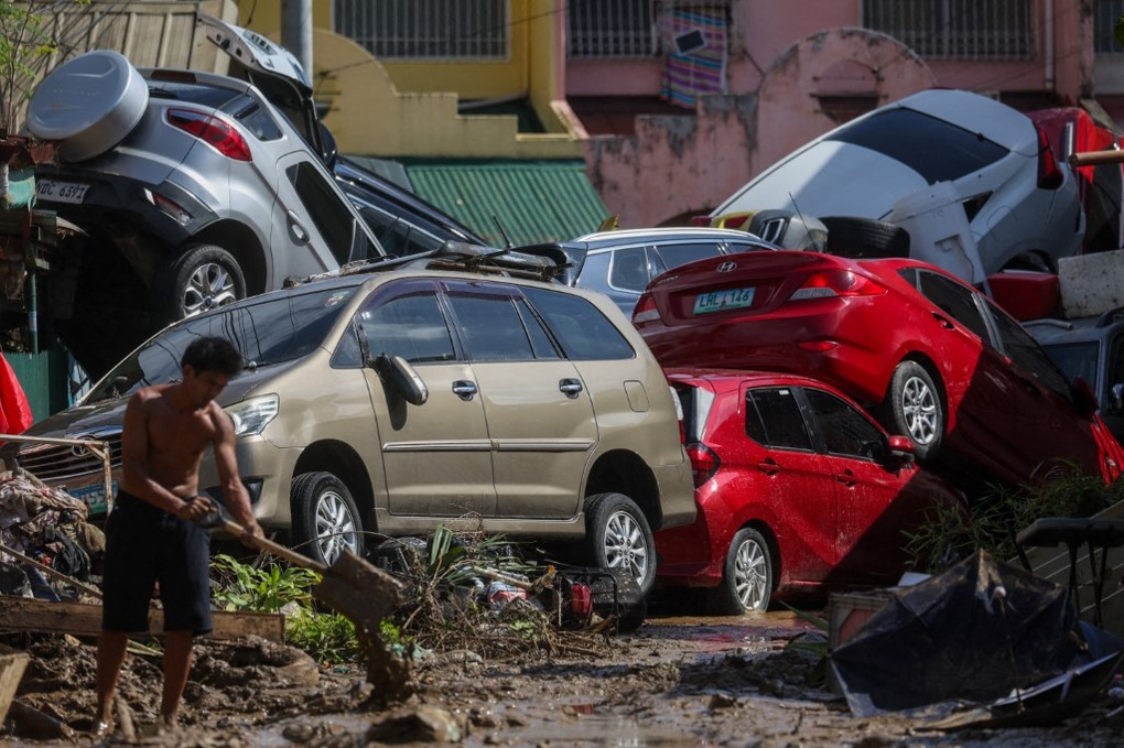 Lý do Kalmaegi trở thành bão chết chóc nhất thế giới năm nay - 1