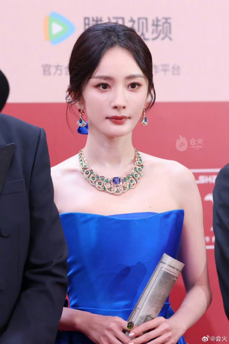 Mặt mộc của Dương Mịch lộ khuyết điểm không thèm che giấu- Ảnh 7.