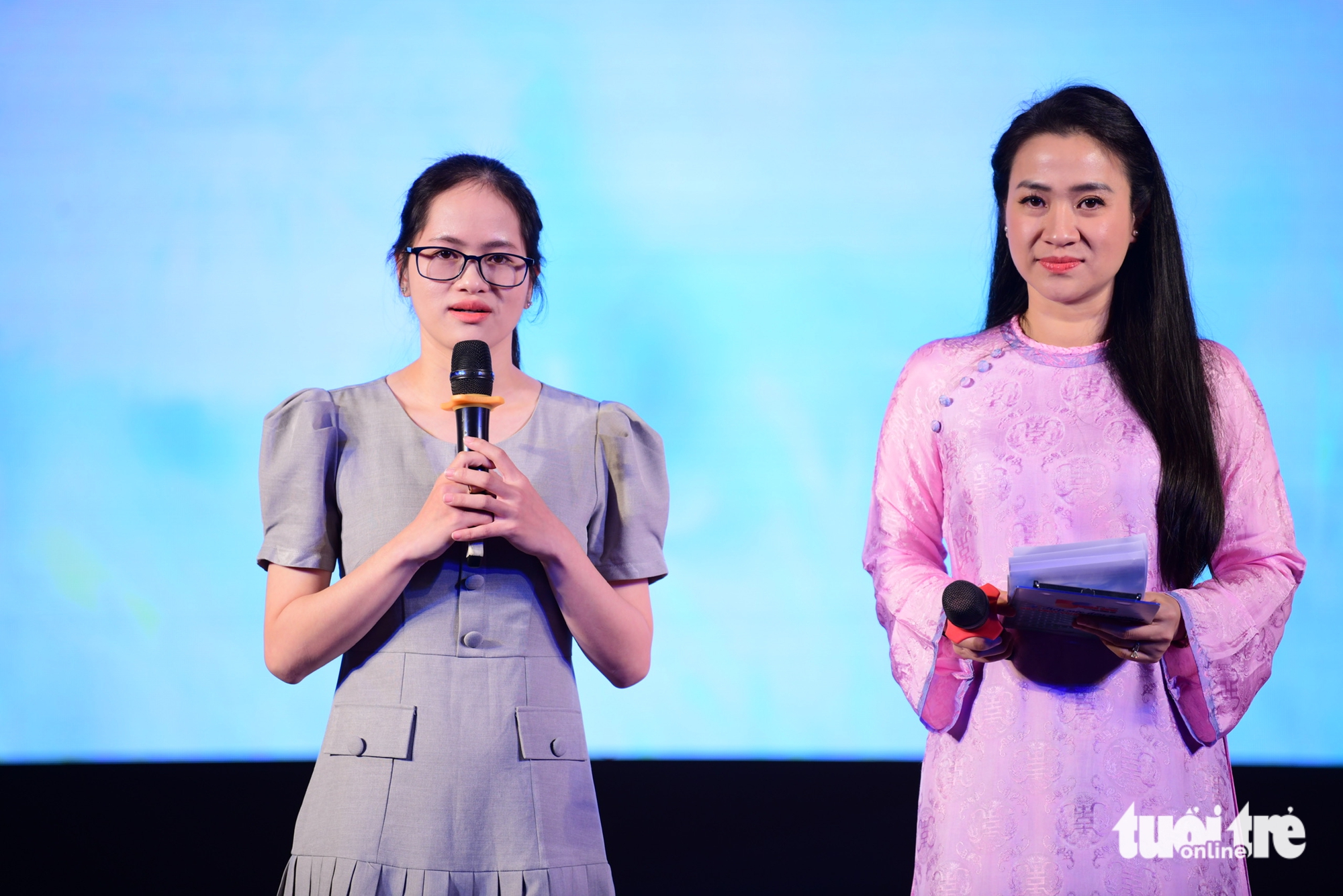 Mẹ may gia công 2.000 thành phẩm được 100.000 đồng: 15 triệu học bổng bằng 4 tháng lương của tôi! - Ảnh 29.