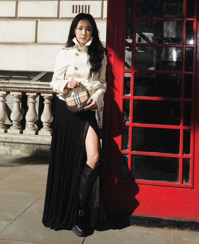 Mẹo thời trang giúp ca sĩ Văn Mai Hương 'trụ hạng' fashionista- Ảnh 1.