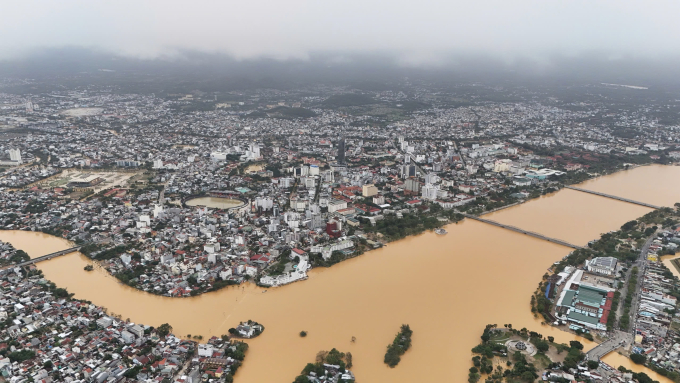 Lũ gây ngập lụt ở TP Huế tháng 10/2025. Ảnh: Võ Thạnh