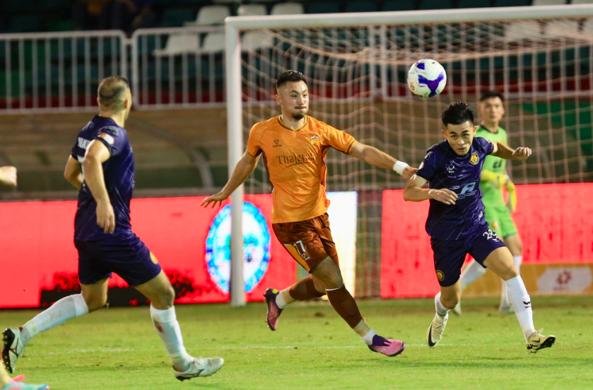 Muốn thấy ông Vũ Tiến Thành lại ăn mừng cực ‘dị’, HAGL phải làm gấp điều này…
- Ảnh 1.