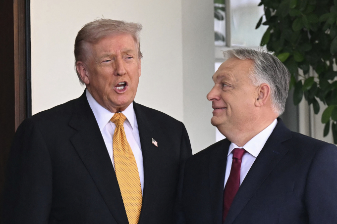 Tổng thống Mỹ Donald Trump (trái) và Thủ tướng Hungary Viktor Orban tại Nhà Trắng ngày 7/11. Ảnh: AFP