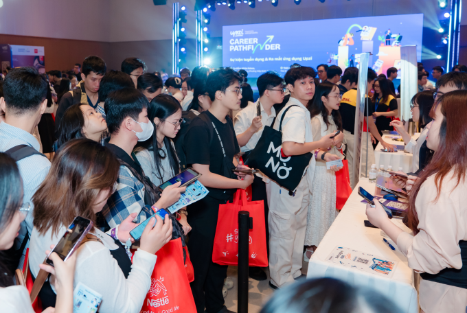 Các bạn trẻ tham gia sự kiện. Ảnh: Navigos Group