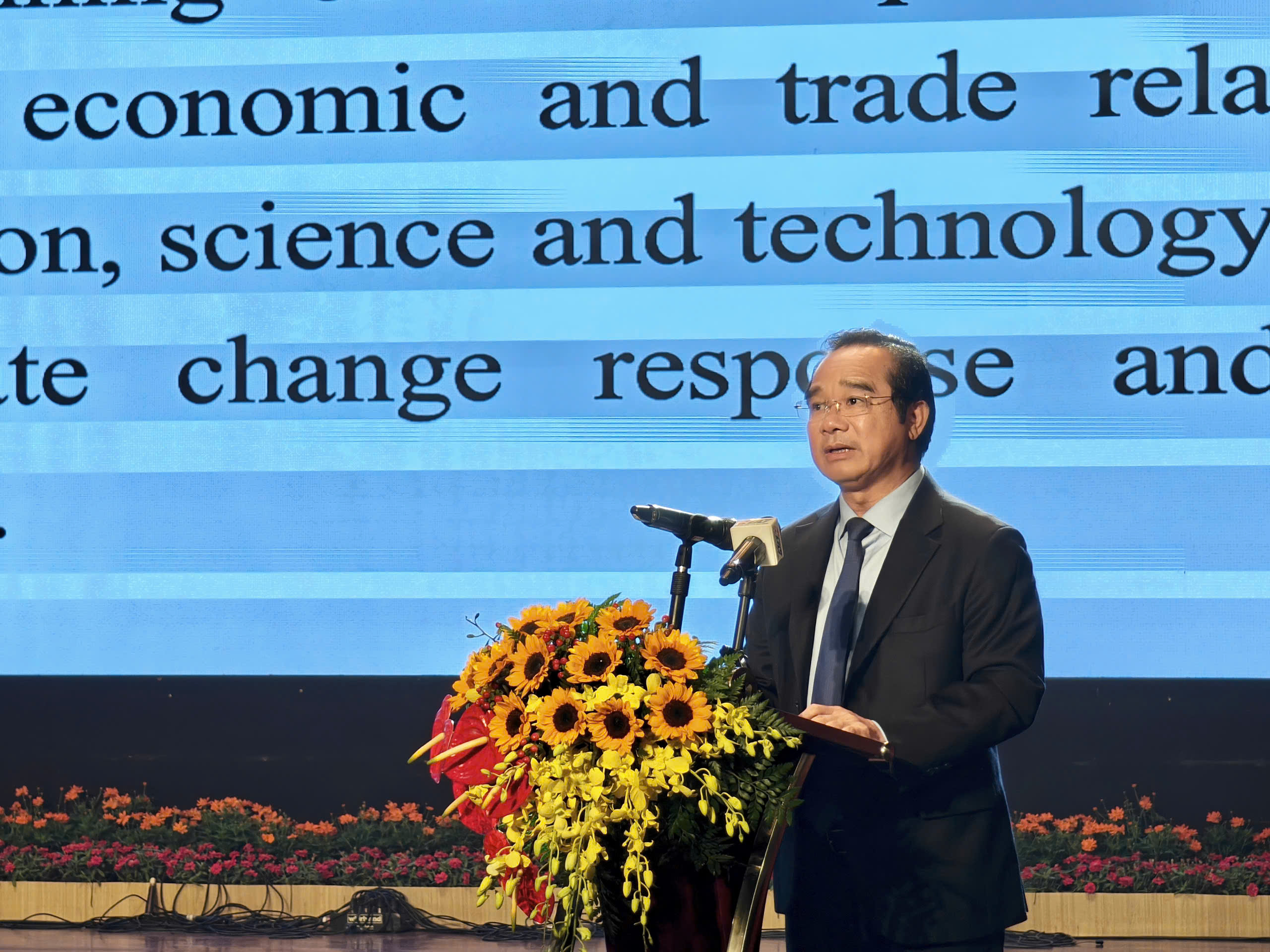 New Zealand mong muốn hợp tác đa lĩnh vực với TP HCM - Ảnh 1.