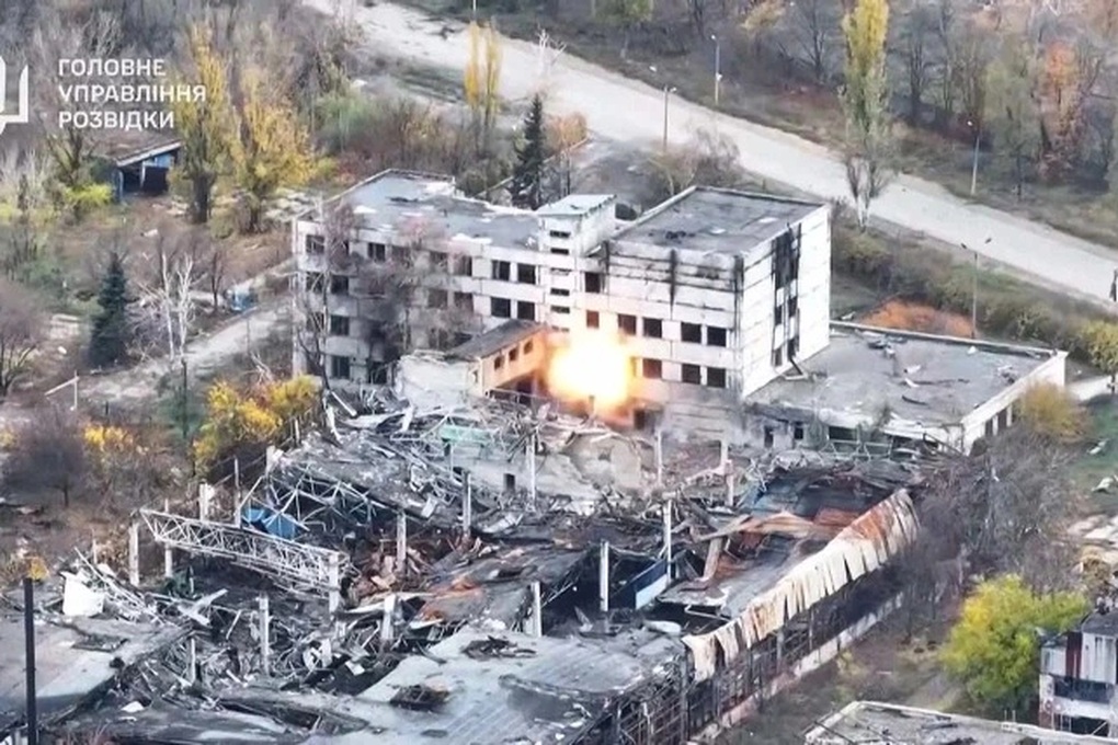 Nga, Ukraine giao tranh khốc liệt ở Pokrovsk - 1