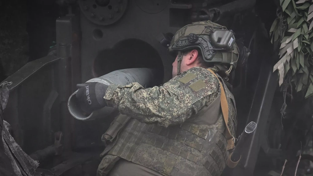 Nga công phá loạt trận địa chiến lược, chiến sự Donbass nóng rực - 1