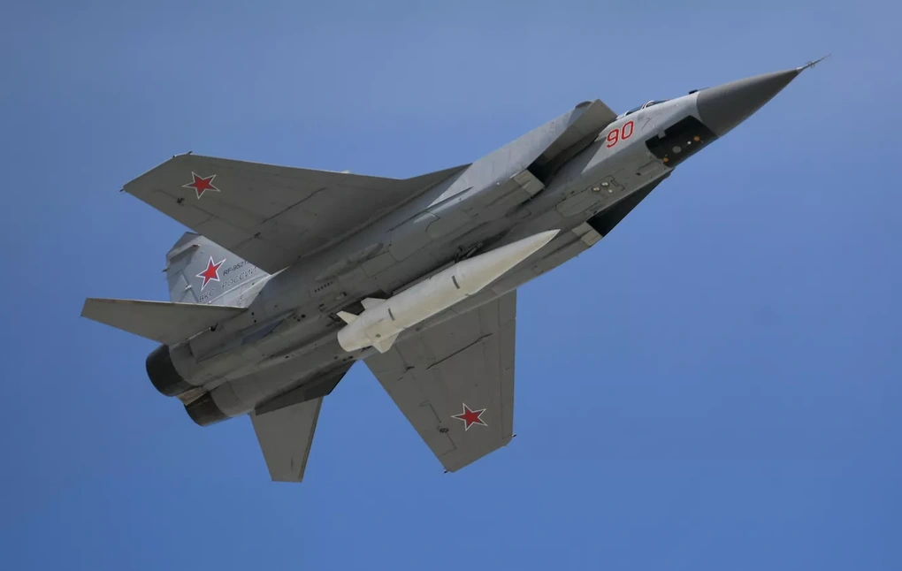 Nga khai hỏa tên lửa Kinzhal vào Ukraine sau cáo buộc về tiêm kích MiG-31 - 1