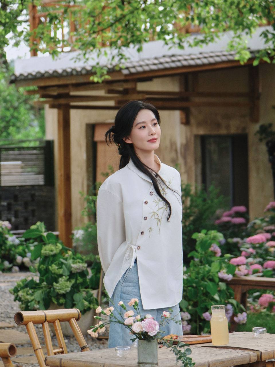 Ngắm mỹ nhân này mới hiểu thế nào là “cổ nhân trời chọn”: Cao sang quyền quý từ cốt cách, định nghĩa lại chuẩn mực cổ điển- Ảnh 1.