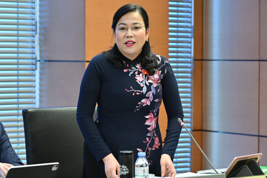 Nghe ca sĩ hát không biết thật hay AI, cần gắn nhãn sản phẩm do AI tạo ra - 1