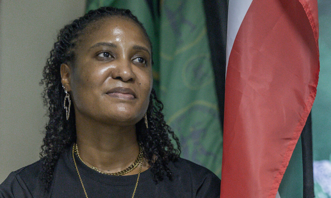 Nghị sĩ Duduzile Zuma-Sambudla đảng MK tại cuộc họp báo ngày 28/11 ở Durban. Ảnh: AFP