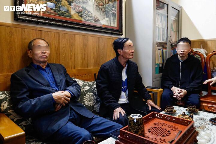 Người đàn ông dọa 