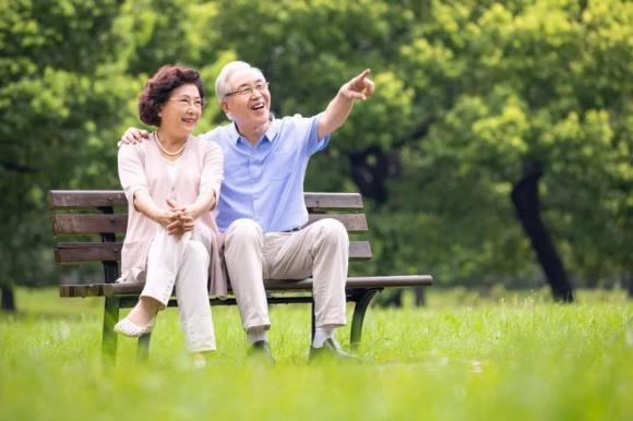 tuổi già, quan hệ vợ chồng