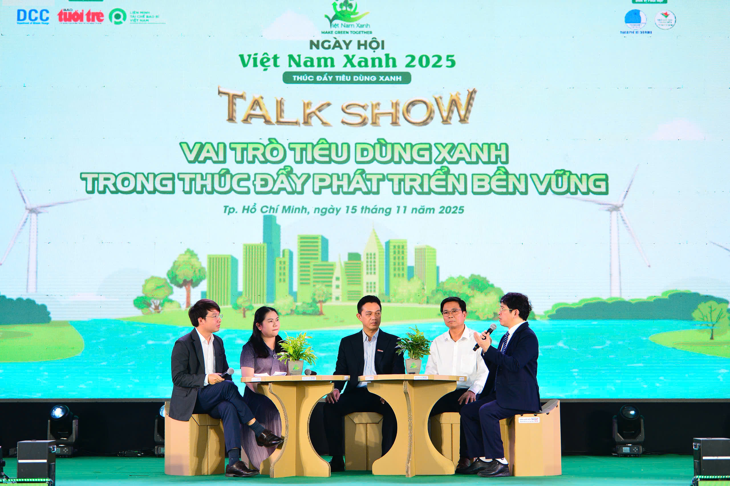 Người tiêu dùng  - Ảnh 1.