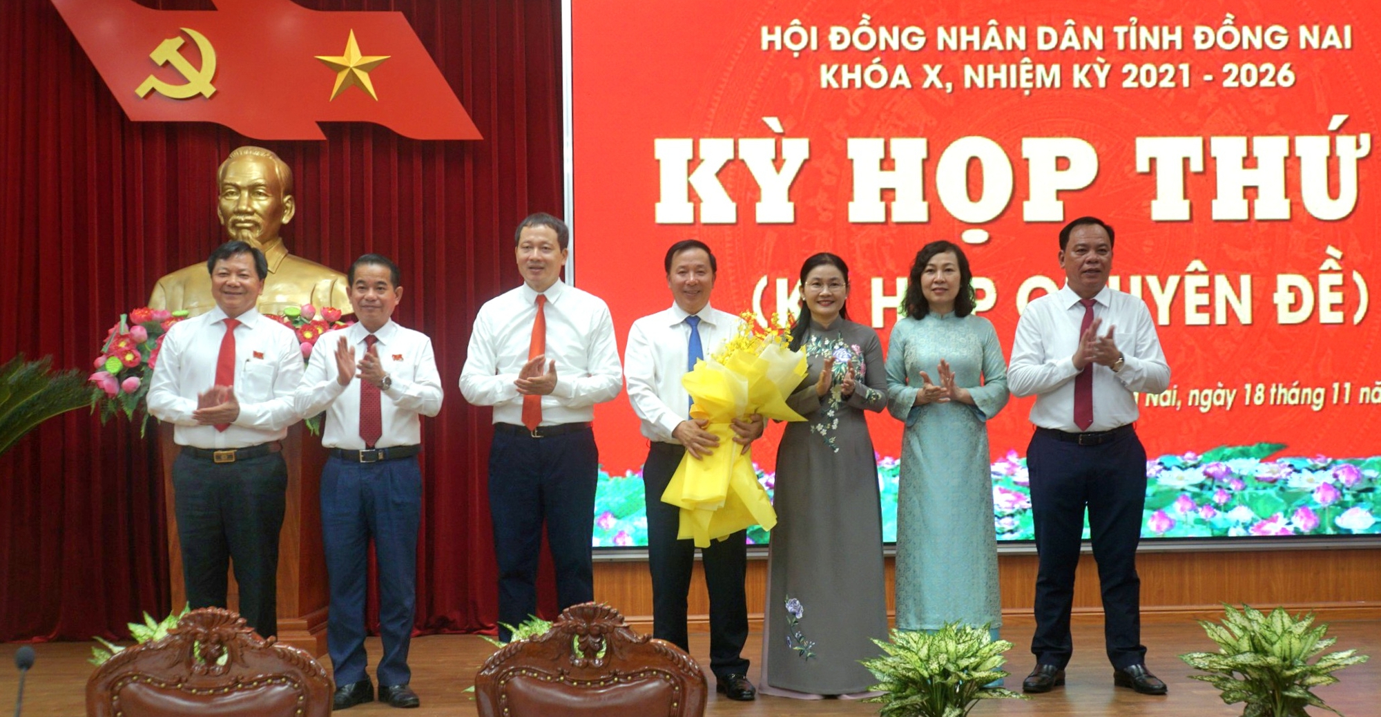 Nguyên Chủ tịch tỉnh Đồng Nai Võ Tấn Đức tiếp tục làm Phó bí thư Tỉnh ủy - Ảnh 1.