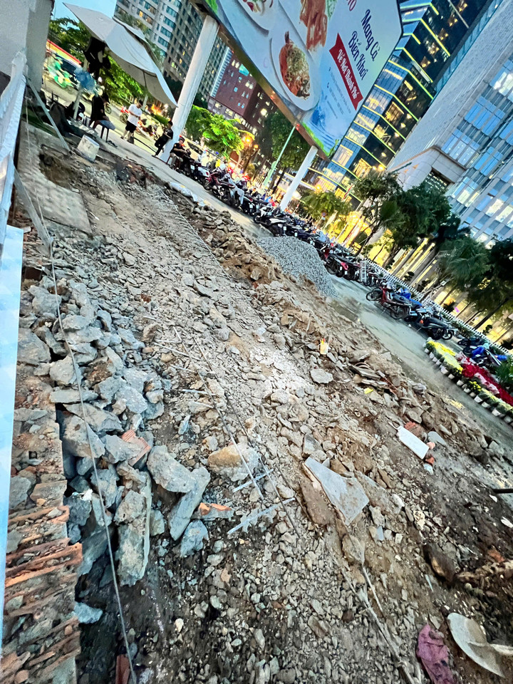 Nhà vệ sinh công cộng 500 triệu ở trung tâm TP.HCM biến mất đã 