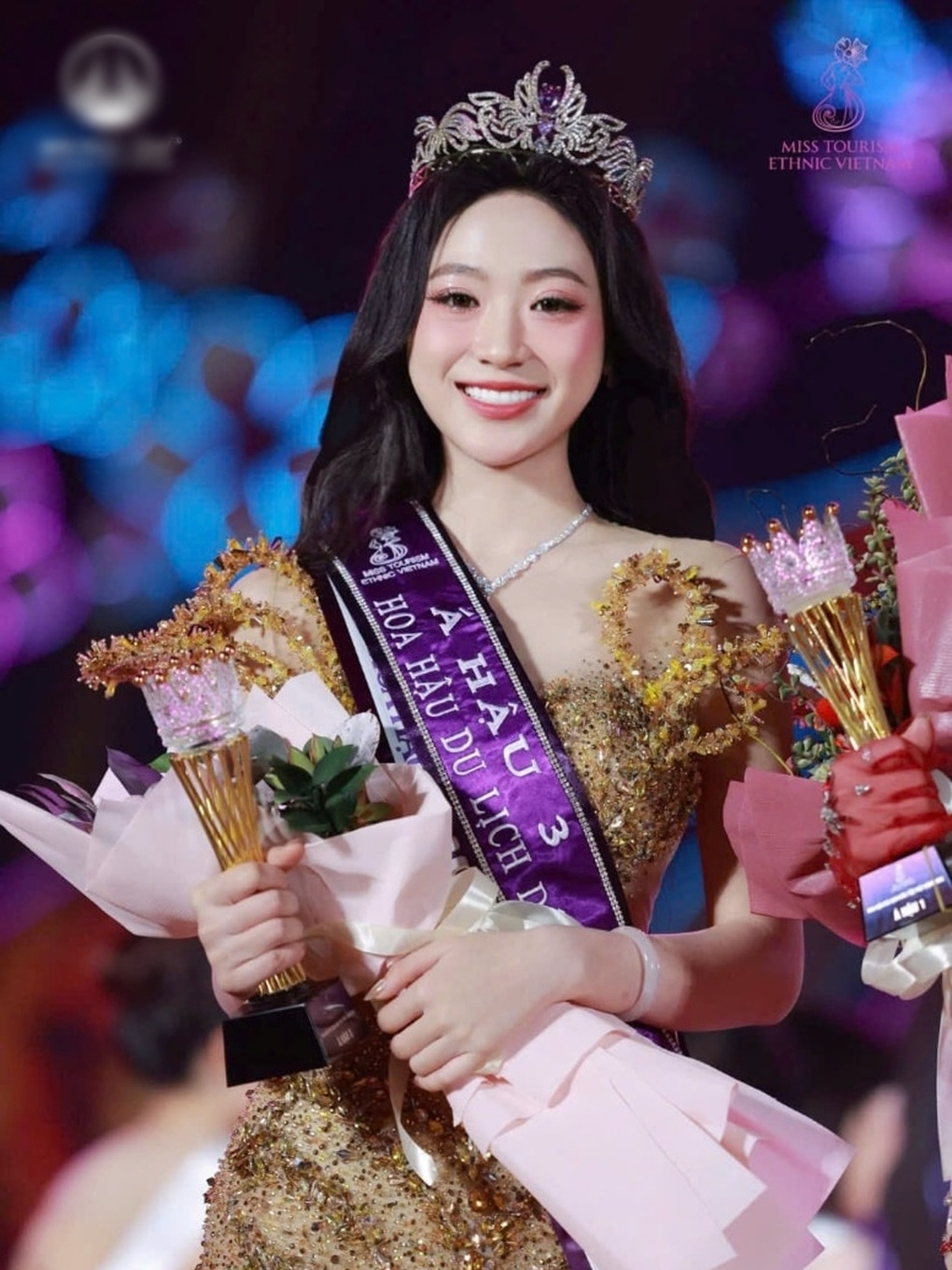 Nhan sắc nữ sinh truyền hình đăng quang Á hậu Du lịch Dân tộc Việt Nam - 1