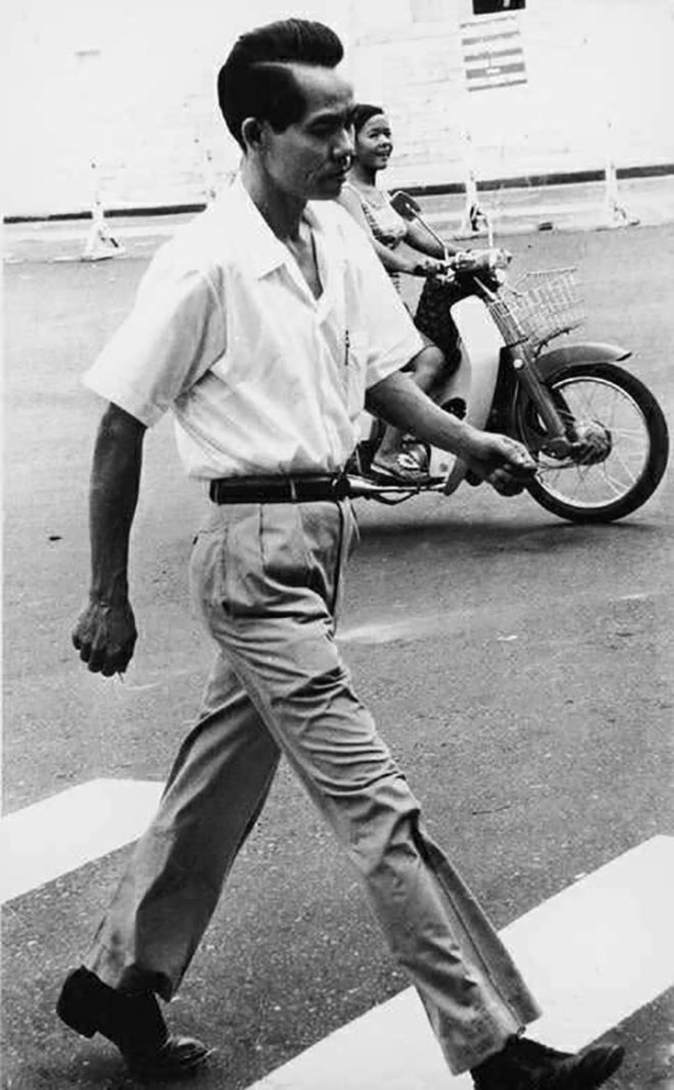 Nhiệm vụ bất khả thi của nữ tình báo bí số B3 cùng điệp viên Phạm Xuân Ẩn - 1