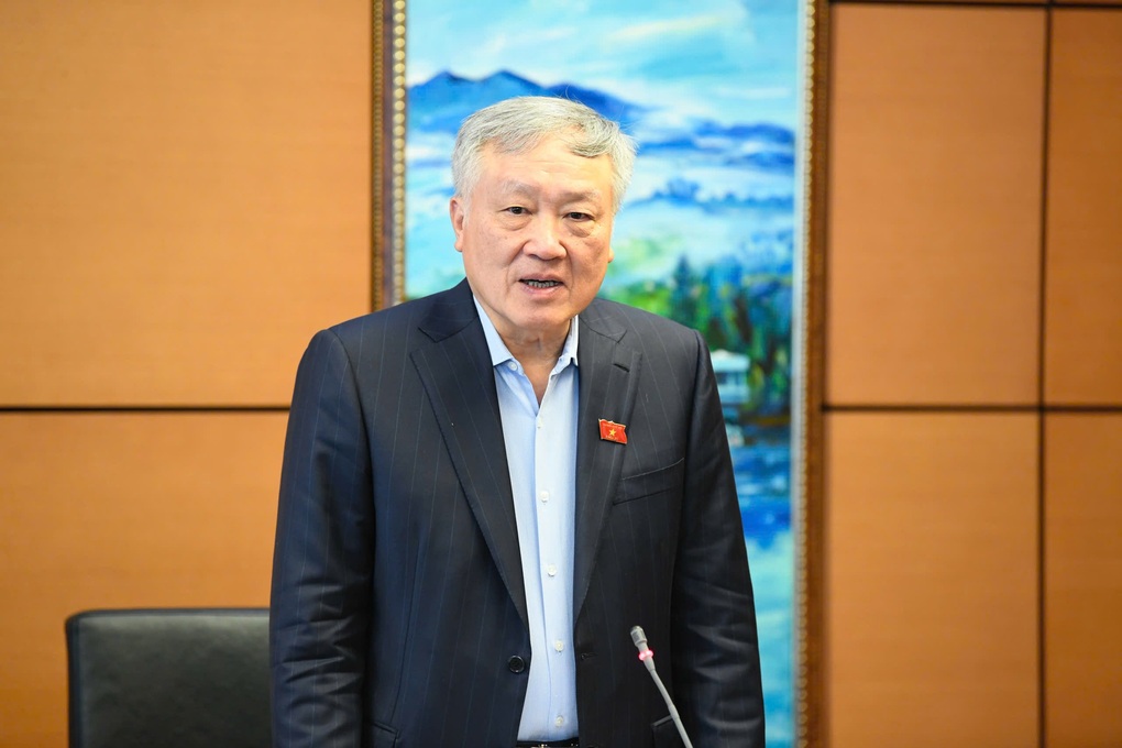 “Nhiều nơi vội vàng lắp ráp tiêu chí để biến trường cao đẳng thành đại học” - 1