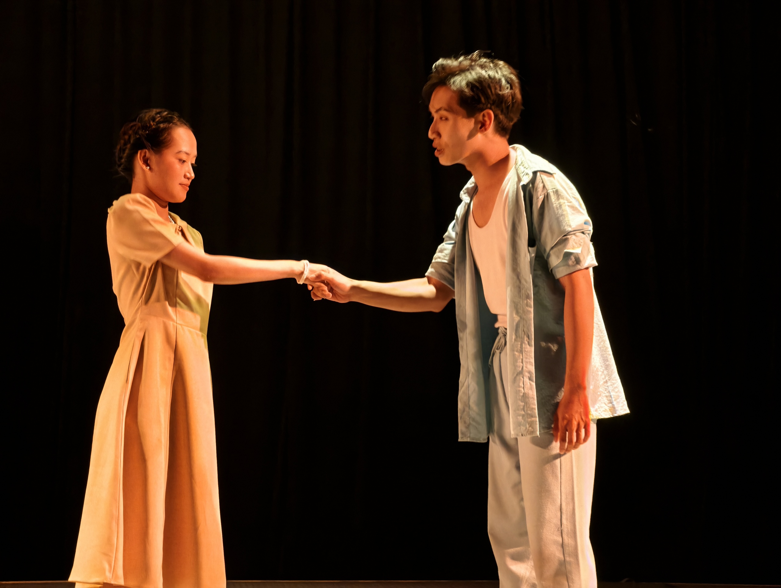 ‘Cuộc chia tay tháng 6’: Những chông chênh tuổi trẻ bên ngưỡng cửa vào đời- Ảnh 1.