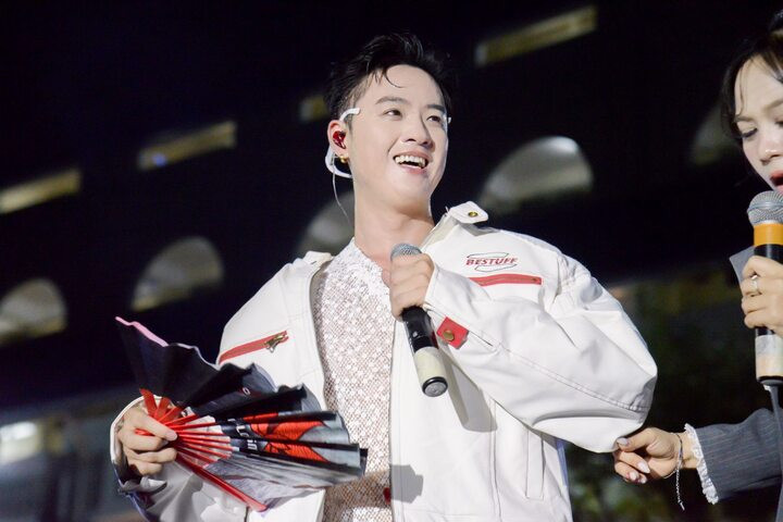 Những sao Việt gây bất ngờ khi xuất thân từ nghề giáo viên- Ảnh 2.