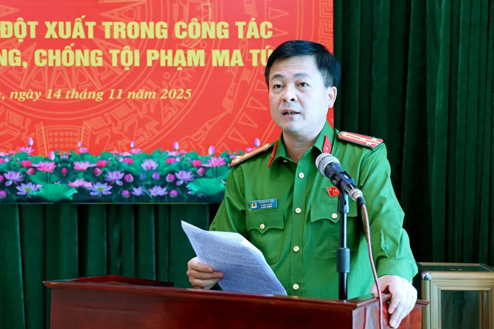 Thượng tá Hoàng Đức Nên, Trưởng phòng Cảnh sát điều tra tội phạm về ma túy – Công an tỉnh Ninh Bình thông tin về vụ án. Ninh Bình Triệt xóa đường dây ma túy “nuôi con nghiện để giữ chân lao động” -2.jpeg