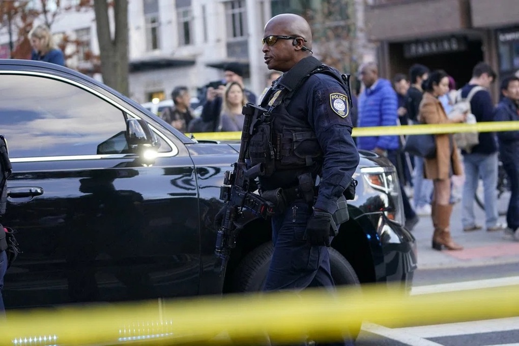 Nổ súng gần Nhà Trắng, 2 sĩ quan Vệ binh Quốc gia Mỹ thiệt mạng - 1