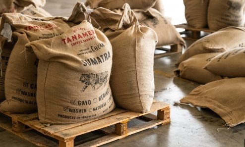 Hàng chục nghìn tấn 