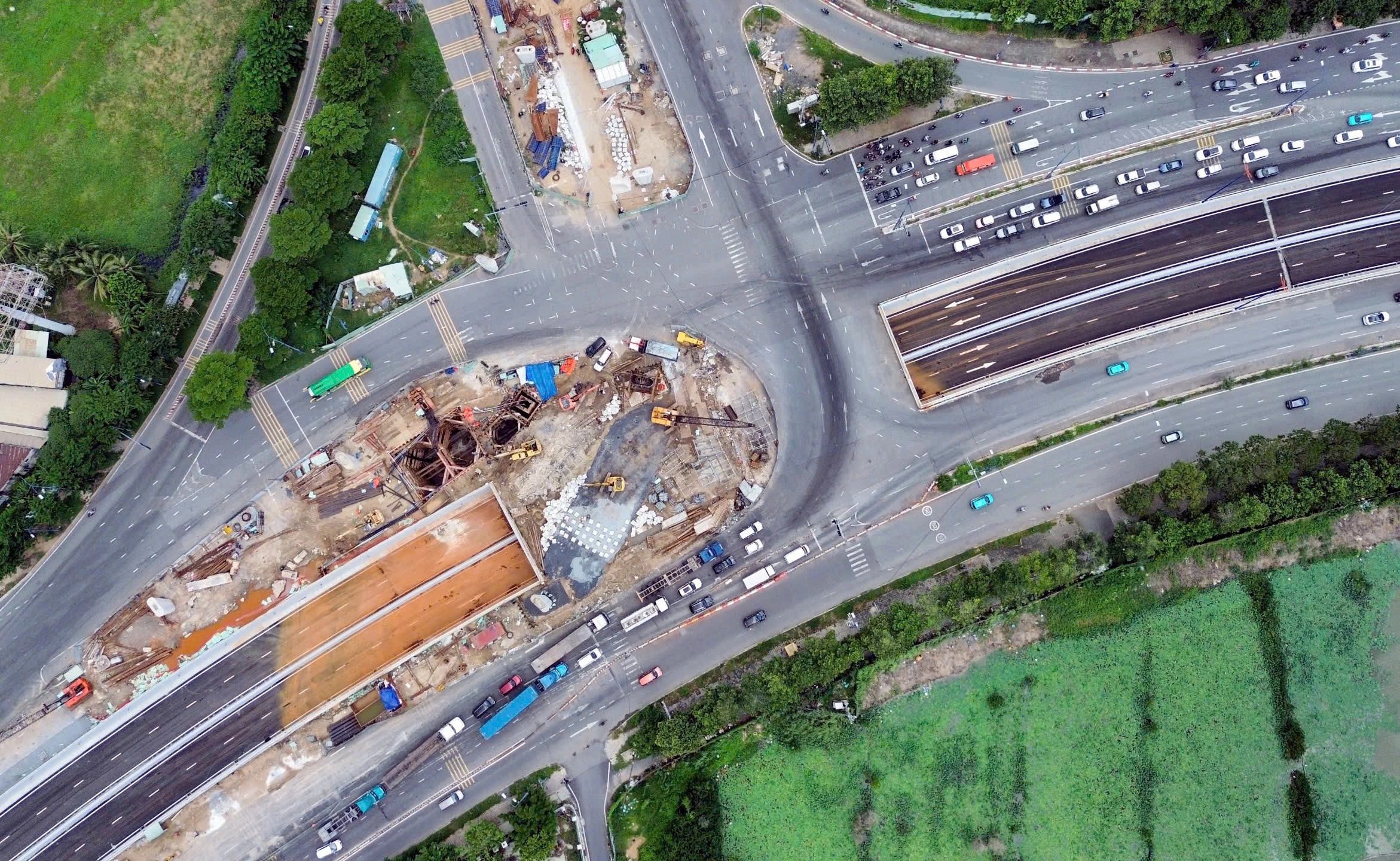Nút giao hiện đại nhất TP.HCM ‘đứng bánh’ vì vướng khu đất 22.000 m²- Ảnh 1.