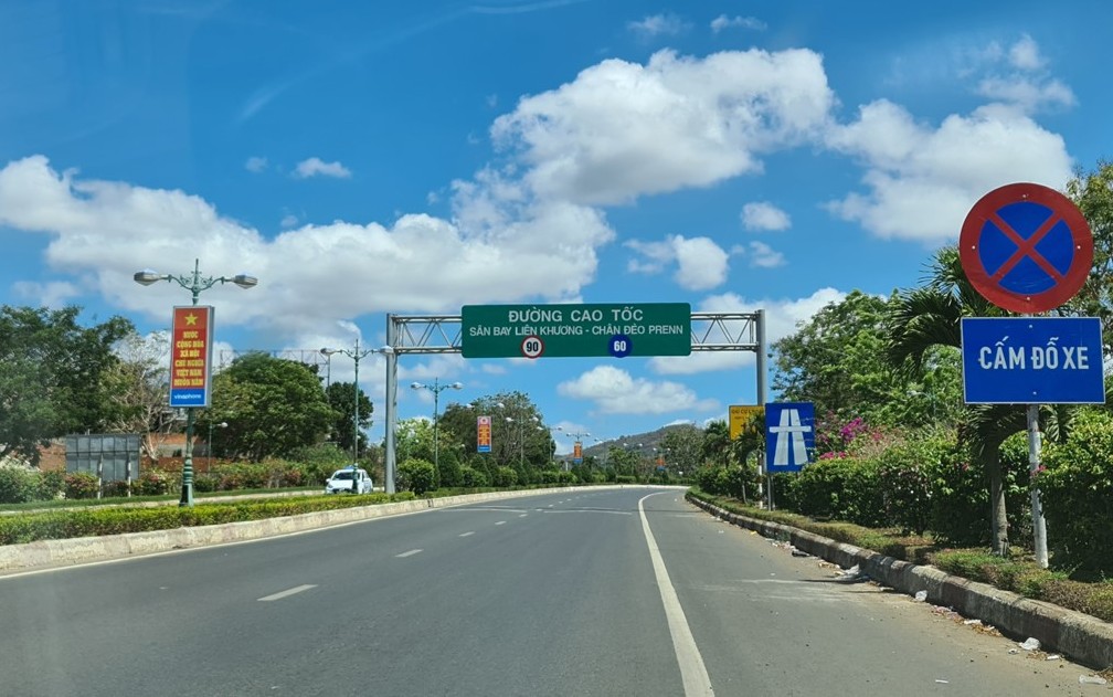 'Nút thắt' rừng cản tiến độ hai dự án cao tốc ở Lâm Đồng- Ảnh 1.