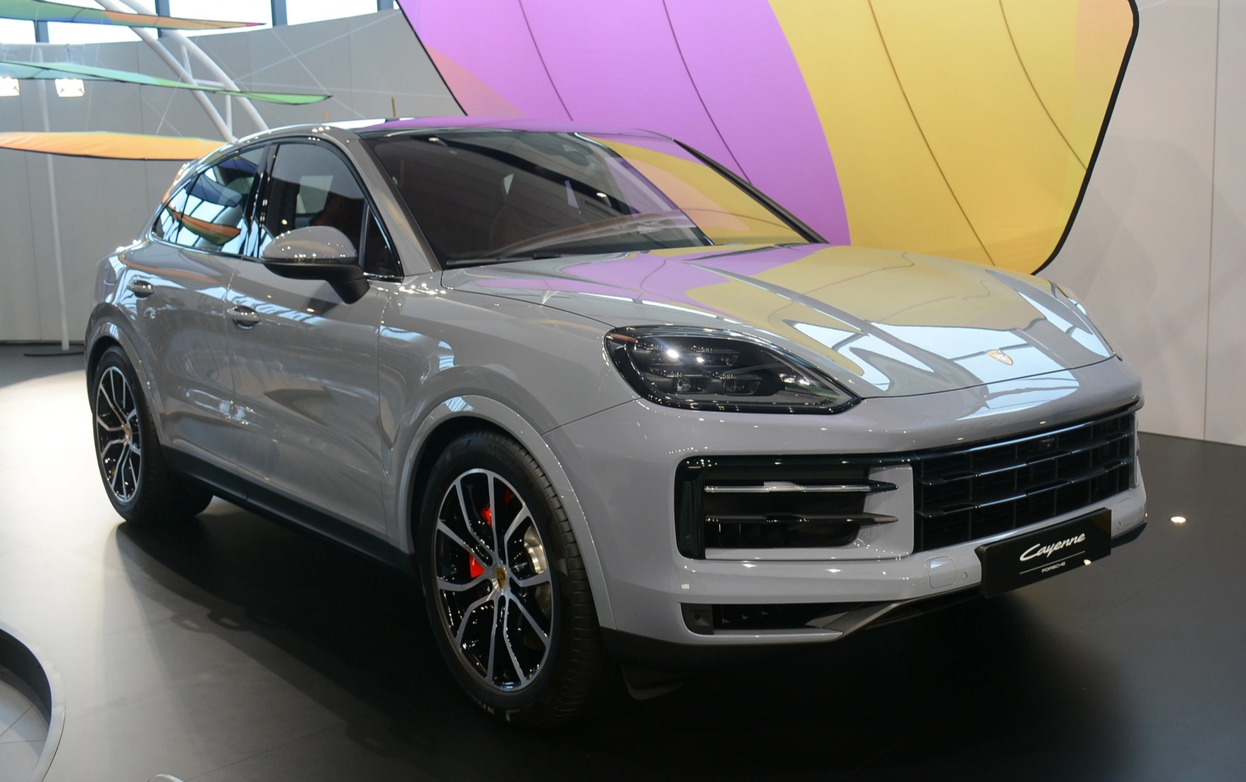 Ô tô nhanh chán nhất năm 2023: Thương hiệu nào khiến người dùng bán lại ngay? - Ảnh 1.