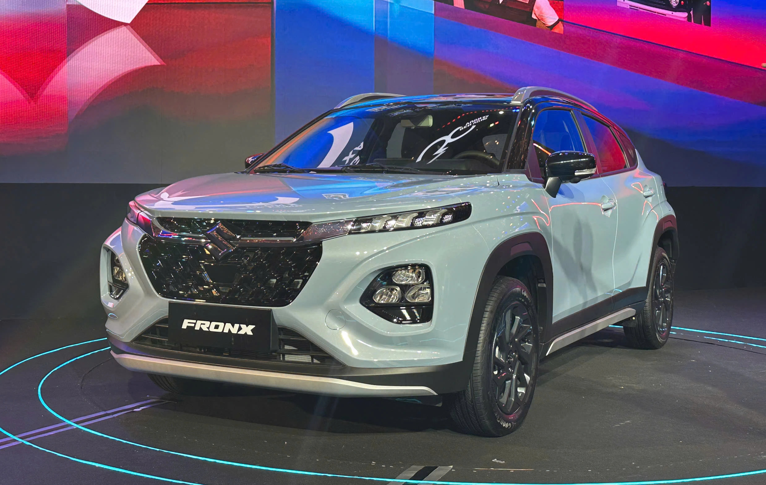 Ô tô nhập ồ ạt về Việt Nam, nhiều nhất từ Indonesia, Trung Quốc 1 Ô tô nhập khẩu ồ ạt về Việt Nam, nhiều nhất từ Indonesia, Trung Quốc - Ảnh 1.