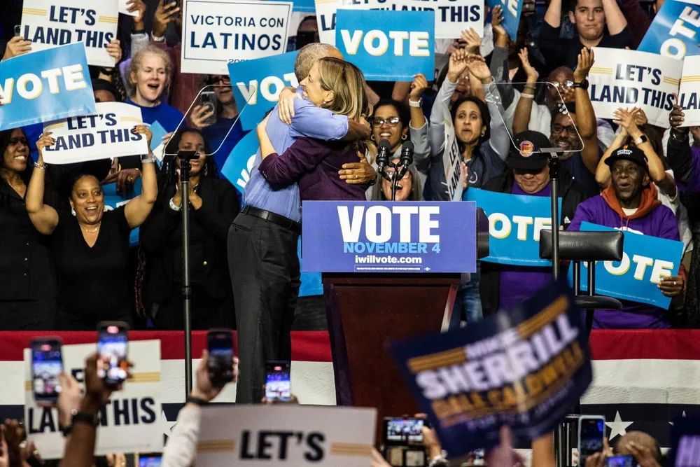 Ông Obama, đảng Dân chủ phấn khởi trước làn sóng chiến thắng.jpg