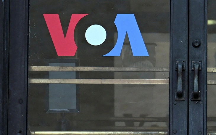 Ông Trump dọa kiện Đài BBC 1 tỉ USD vì biên tập sai phát biểu của ông, BBC xin lỗi - Ảnh 4.