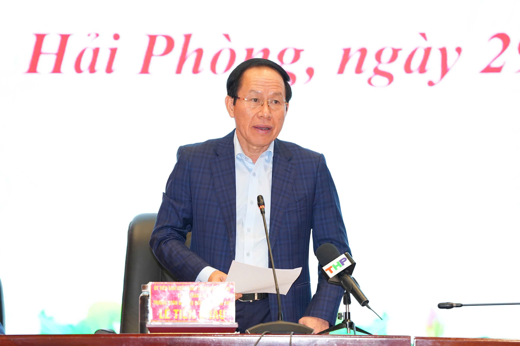 Bí thư Hải Phòng phải mạnh dạn sử dụng KPI trong đánh giá cán bộ  - Ảnh 1.