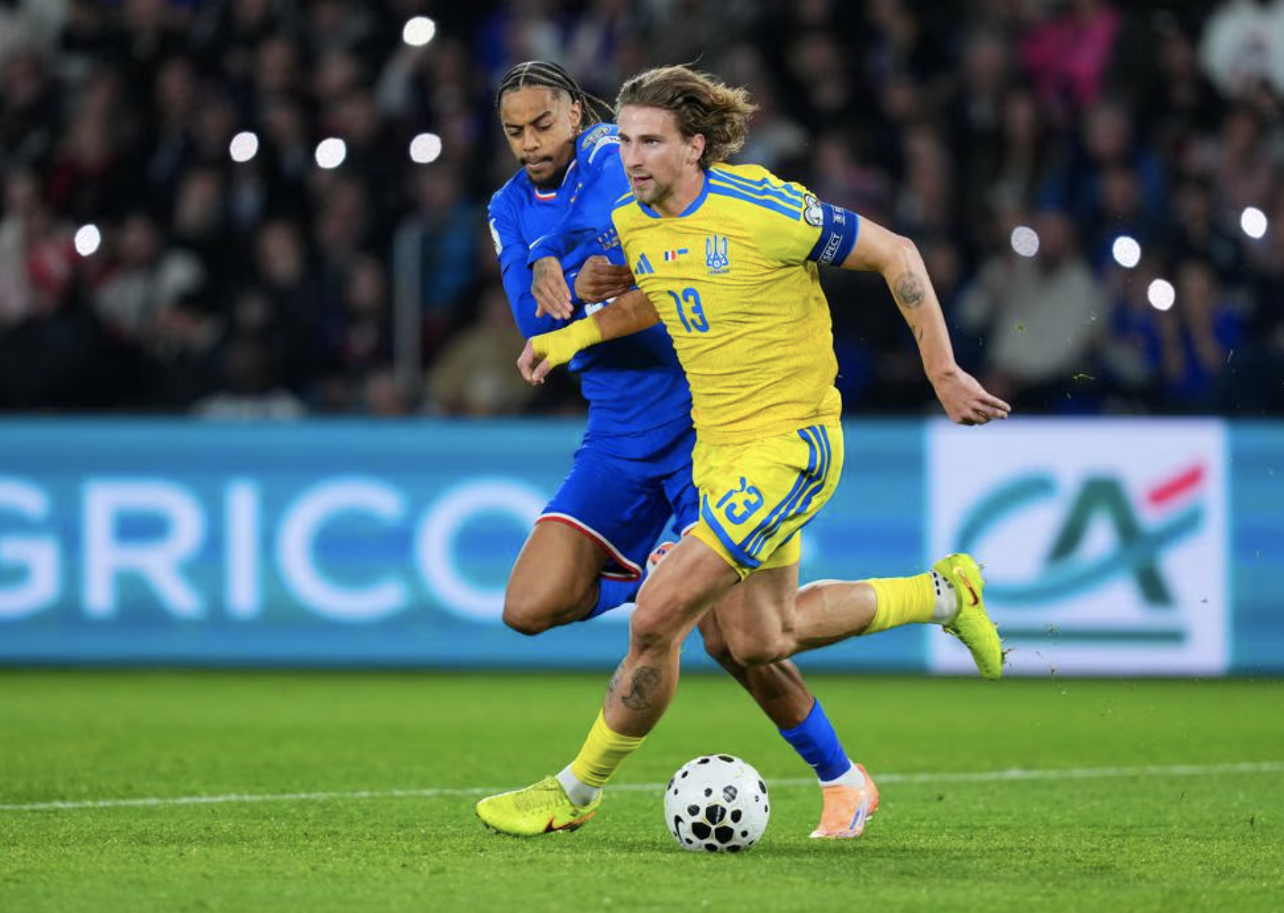 Pháp dội mưa bàn thắng trước Ukraine, đoạt vé dự World Cup 2026 - Ảnh 1.