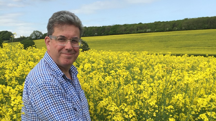 Phát hiện 150 tấn vàng trị giá hơn 120.000 tỷ đồng, cảnh sát lập tức phong tỏa khu vườn của một nông dân- Ảnh 2. Phát hiện 150 tấn vàng trị giá hơn 120.000 tỷ đồng, cảnh sát lập tức phong tỏa khu vườn của một nông dân- Ảnh 2.