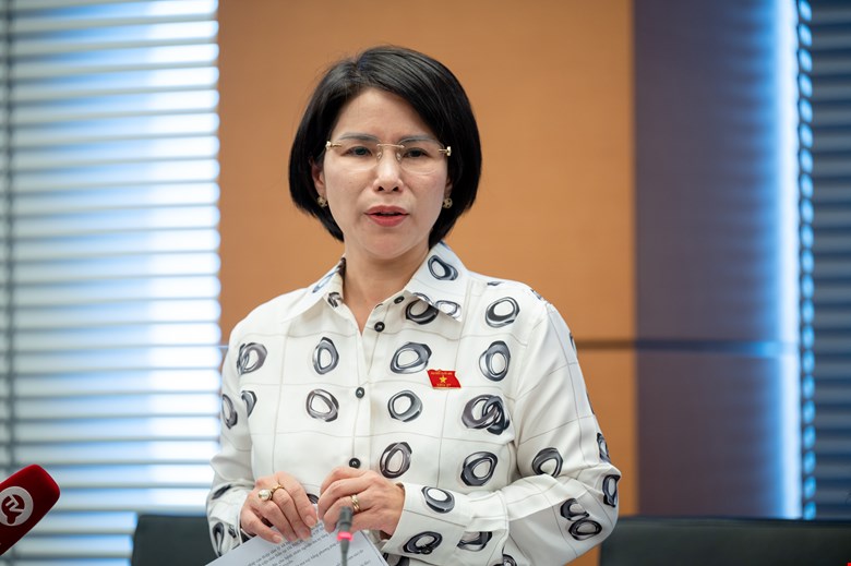 Góp ý dự thảo Văn kiện Đại hội XIV: Phát triển đa dạng các mô hình chăm sóc người cao tuổi   - Ảnh 1.