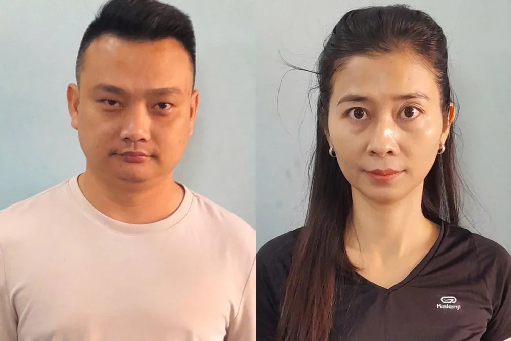 Mai Thái An và vợ Nguyễn Thị Ngọc Giàu tại cơ quan điều tra. Ảnh: CA phong-canh-sat-kinh-te-dieu-tra-bo-sung-vu-lua-ban-can-ho-ecohome-binh-thanh-quan-3.jpg