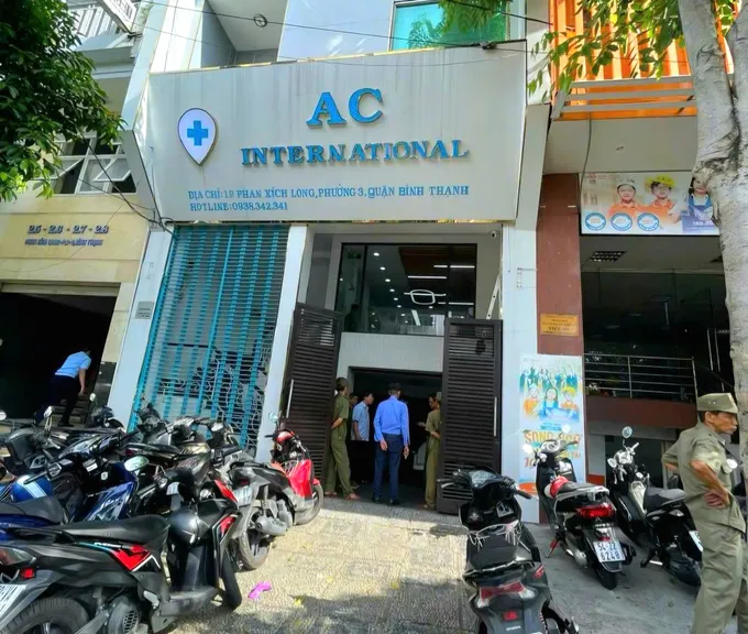 TP.HCM: Phòng khám để nhân viên thú y trị bệnh cho người, chiếm đoạt hơn 17 tỷ đồng- Ảnh 5. TP.HCM: Phòng khám để nhân viên thú y trị bệnh cho người, chiếm đoạt hơn 17 tỷ đồng- Ảnh 5.