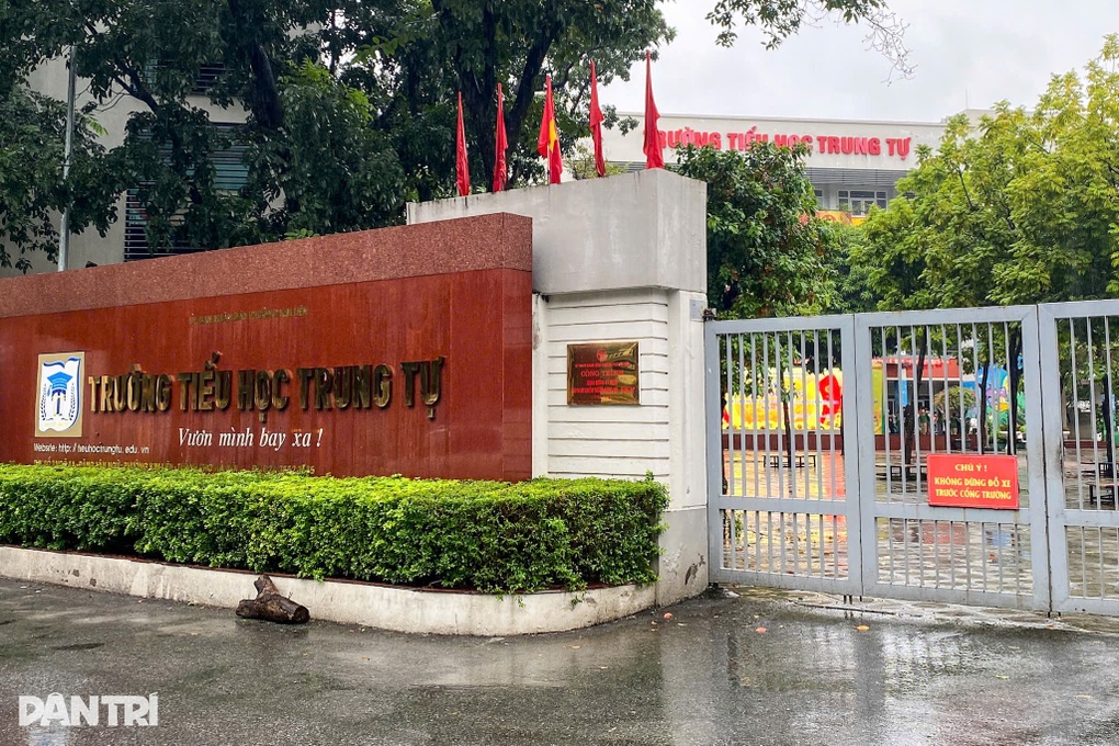 Phụ huynh tố trường tiểu học vi phạm về thu tiền ngoài giờ, dạy thêm - 1