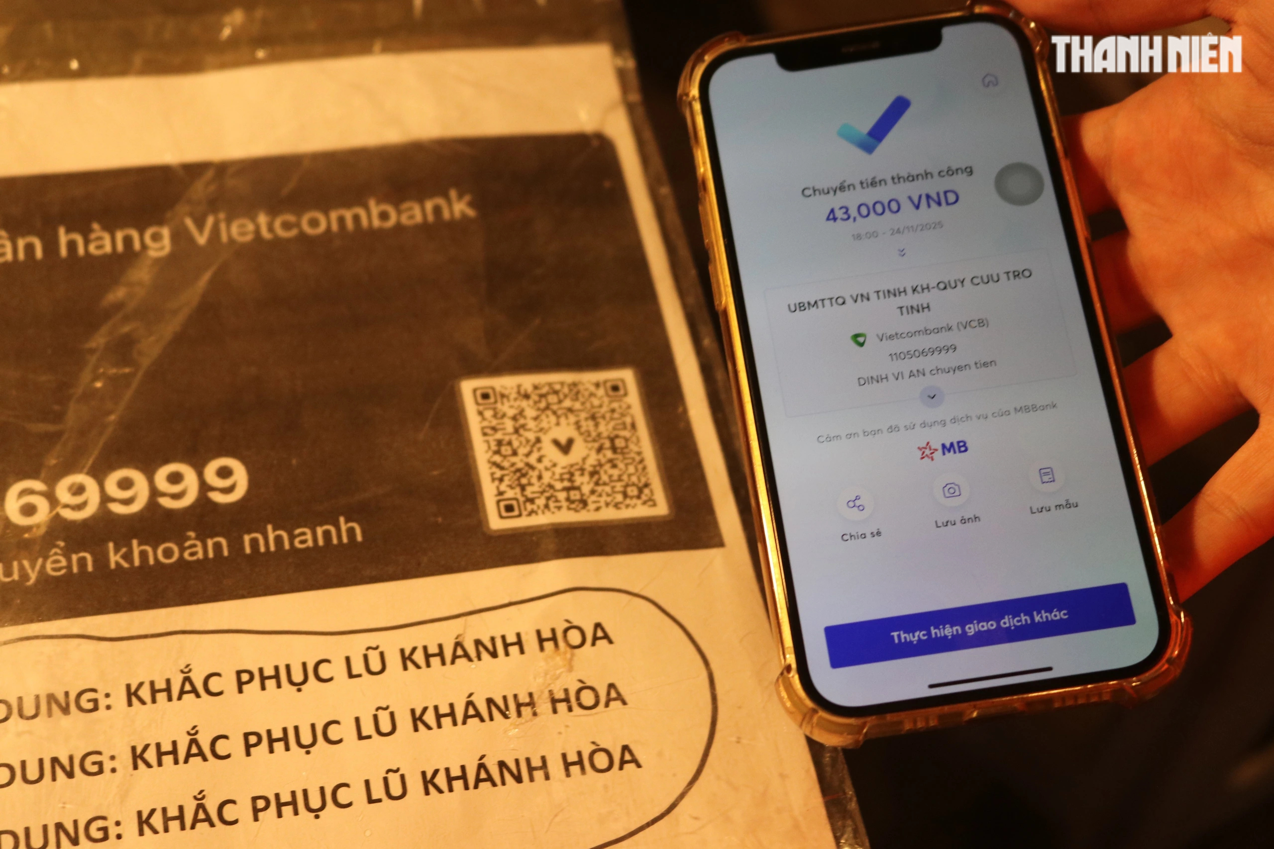 Quán trà sữa 'từ chối' doanh thu, đề nghị khách chuyển khoản cho vùng lũ miền Trung - Ảnh 2.