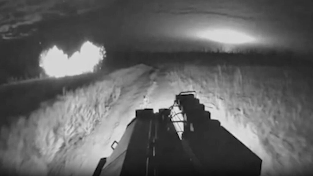 Robot đi 64km cứu binh sĩ Ukraine mắc kẹt 33 ngày trong vùng Nga kiểm soát - 1