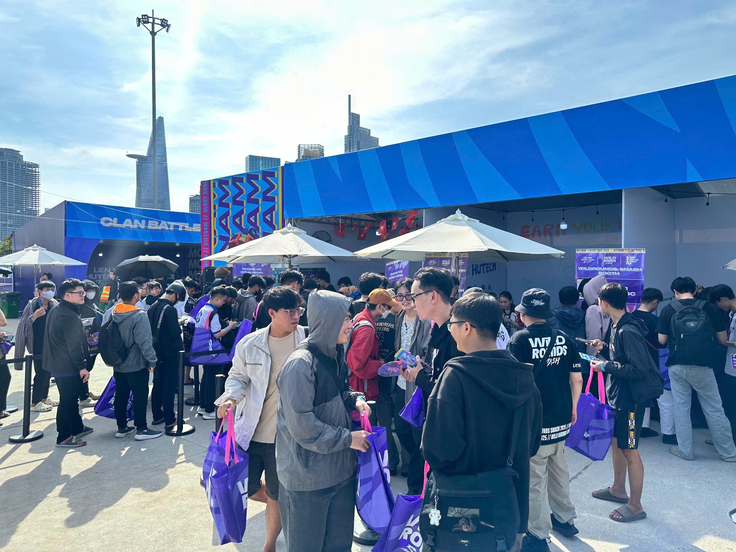 SMASH 2025 khuay dong game thu tham du ngay dau