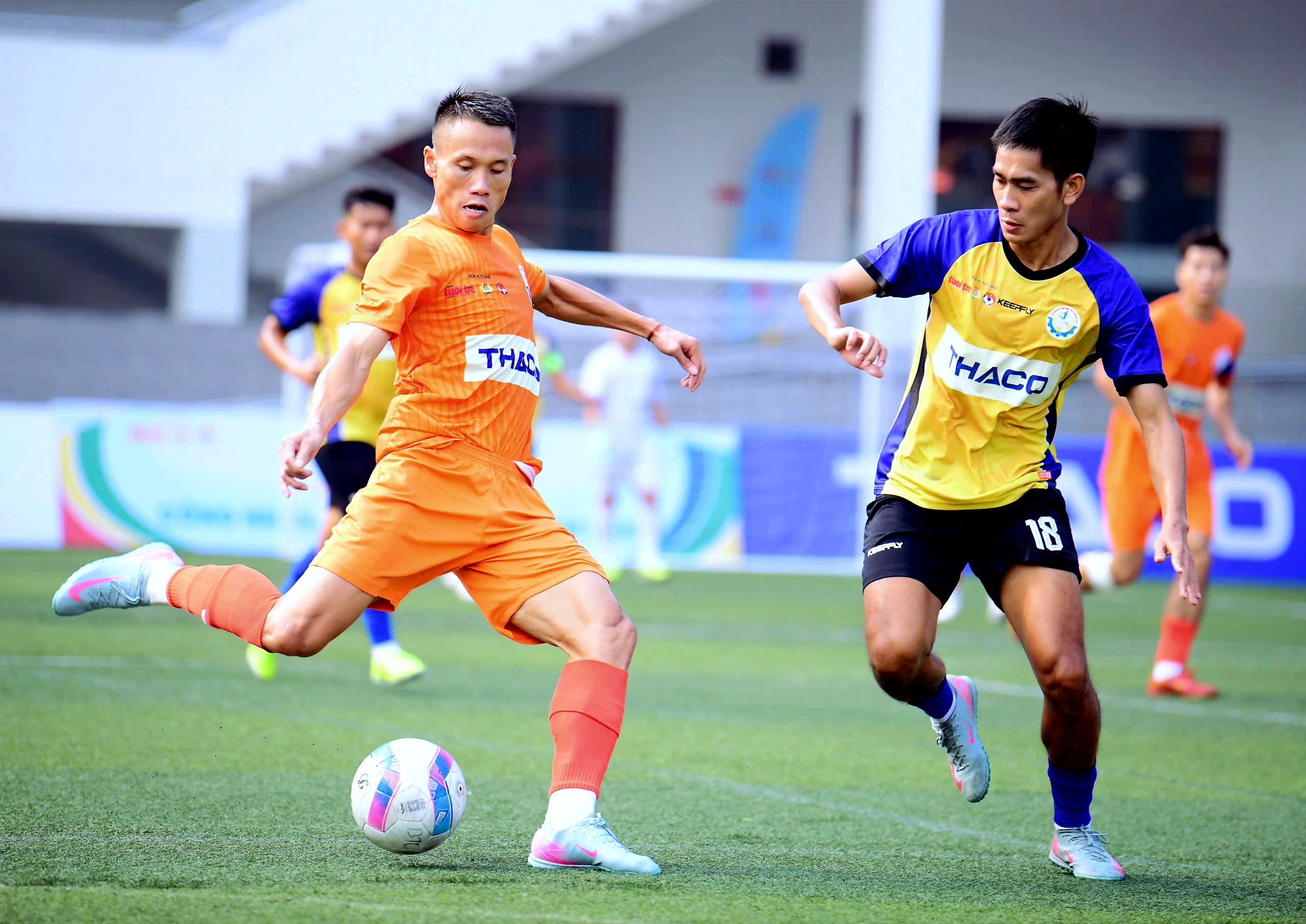 Sacombank chạm trán Công đoàn Ngân hàng Việt Nam ở chung kết 1 Sacombank chạm trán Công đoàn Ngân hàng Việt Nam ở chung kết - Ảnh 1.