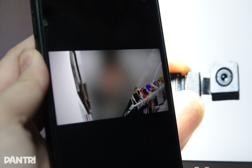 Sinh viên sợ hãi sau vụ phát tán clip thay đồ ở tiệm chụp ảnh lên web “đen” - 1